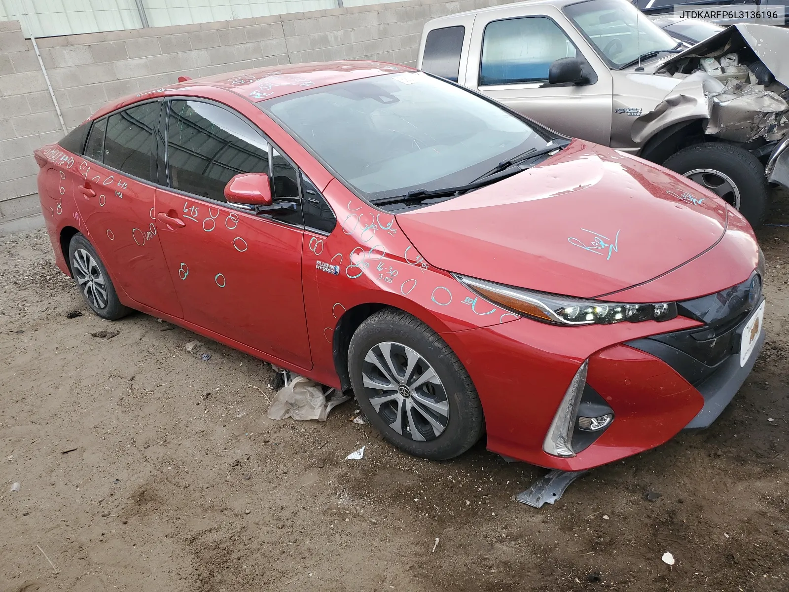 JTDKARFP6L3136196 2020 Toyota Prius Prime Le