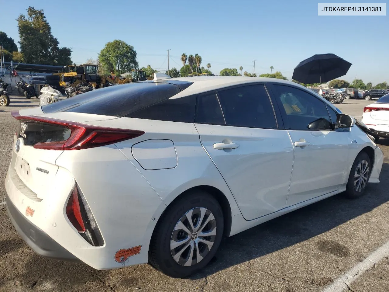 JTDKARFP4L3141381 2020 Toyota Prius Prime Le