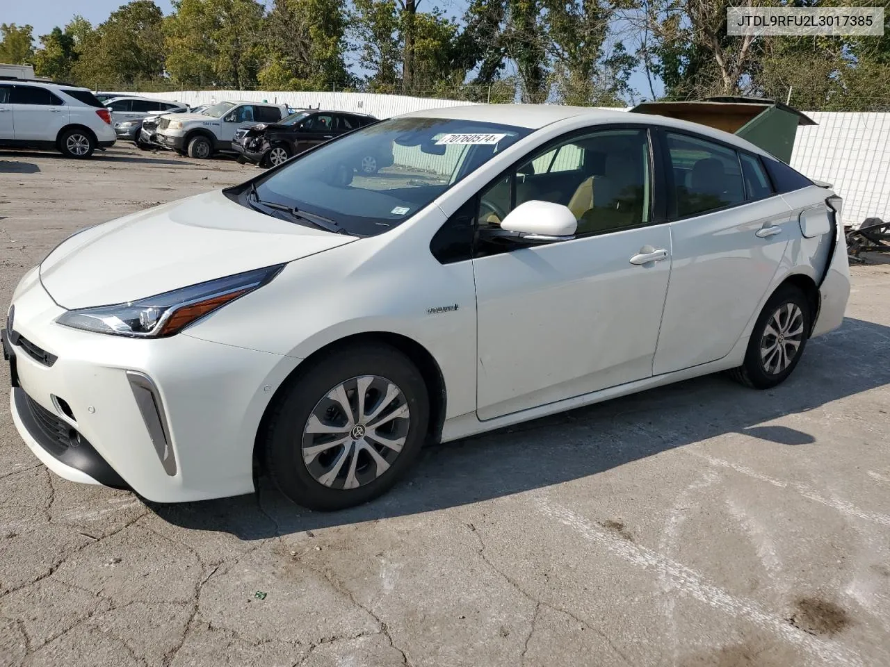 2020 Toyota Prius Le VIN: JTDL9RFU2L3017385 Lot: 70760574