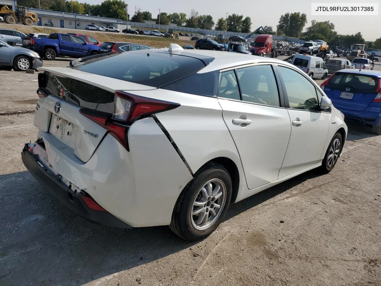 2020 Toyota Prius Le VIN: JTDL9RFU2L3017385 Lot: 70760574