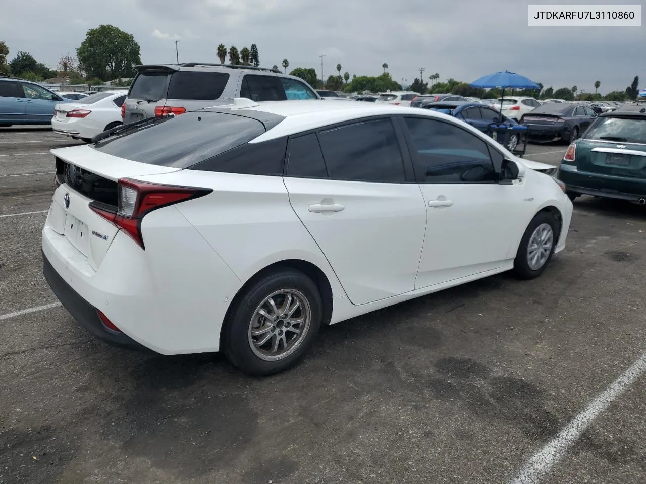 2020 Toyota Prius L VIN: JTDKARFU7L3110860 Lot: 72014444