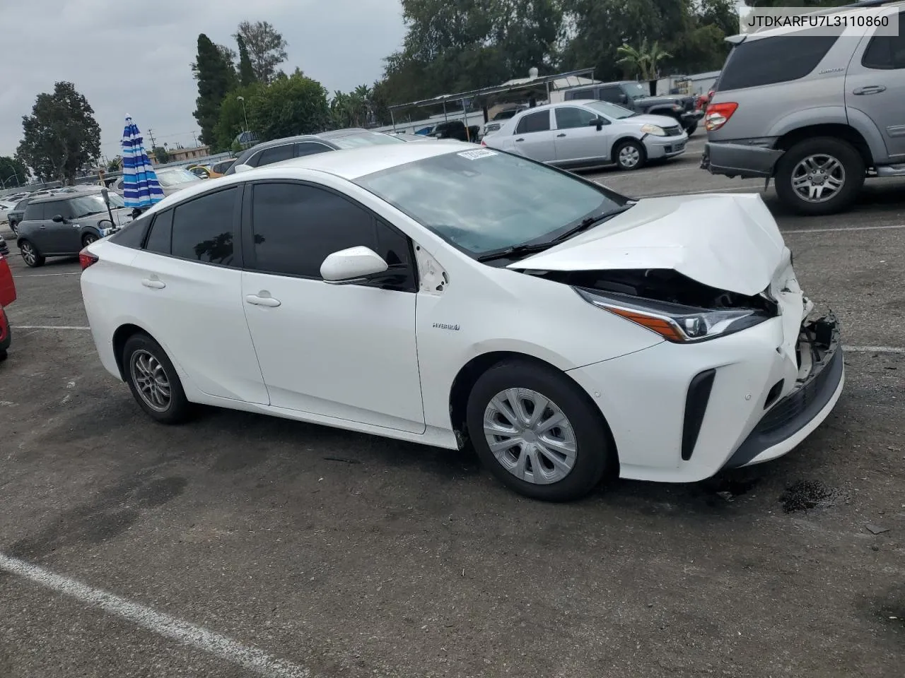 2020 Toyota Prius L VIN: JTDKARFU7L3110860 Lot: 72014444