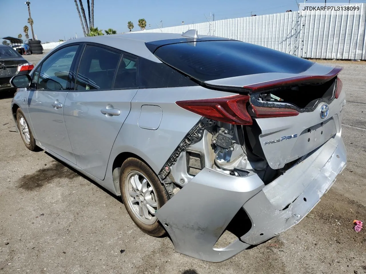 JTDKARFP7L3138099 2020 Toyota Prius Prime Le