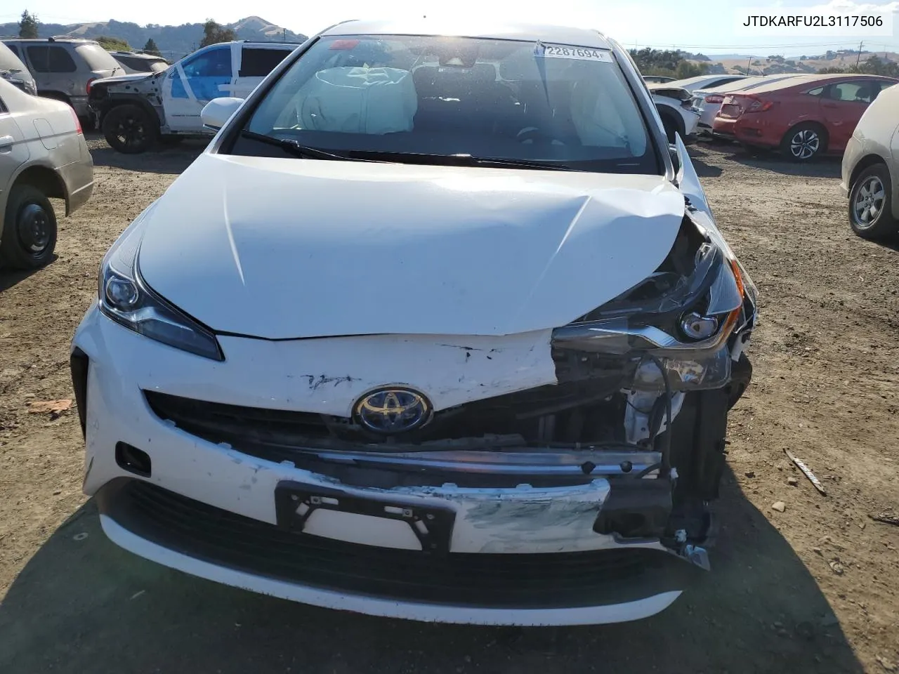 2020 Toyota Prius L VIN: JTDKARFU2L3117506 Lot: 72287694