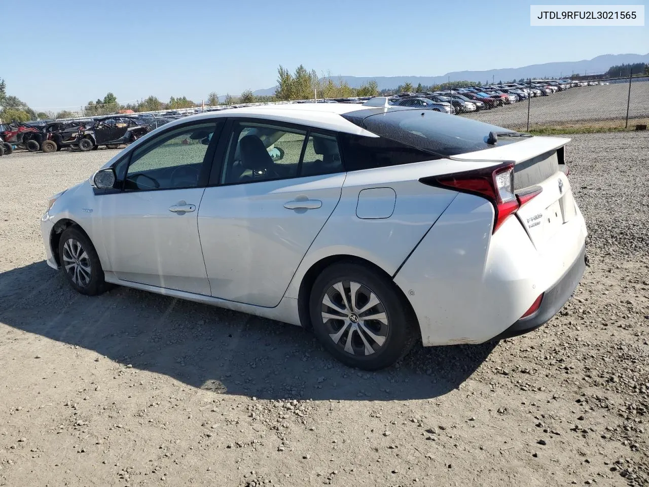 JTDL9RFU2L3021565 2020 Toyota Prius Le