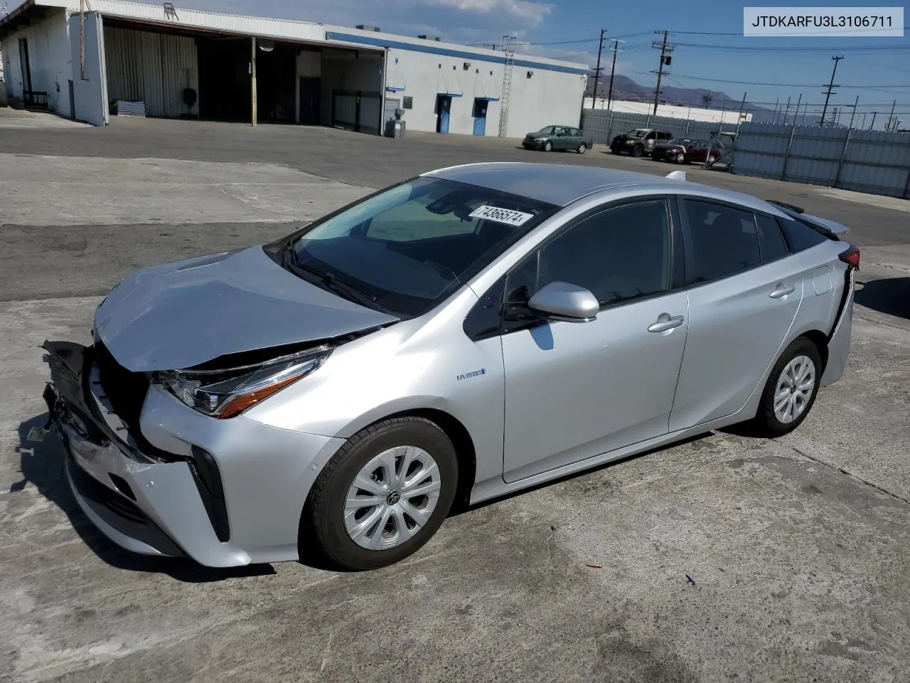 2020 Toyota Prius L VIN: JTDKARFU3L3106711 Lot: 74366574