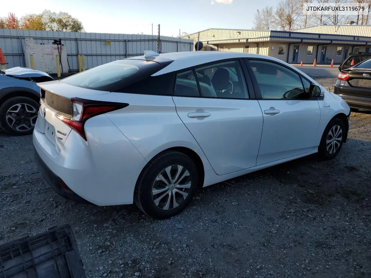 JTDKARFUXL3119679 2020 Toyota Prius L