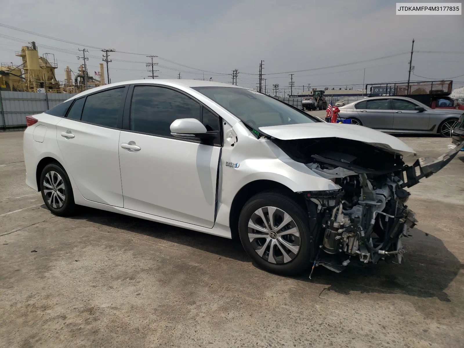 2021 Toyota Prius Prime Le VIN: JTDKAMFP4M3177835 Lot: 63010354