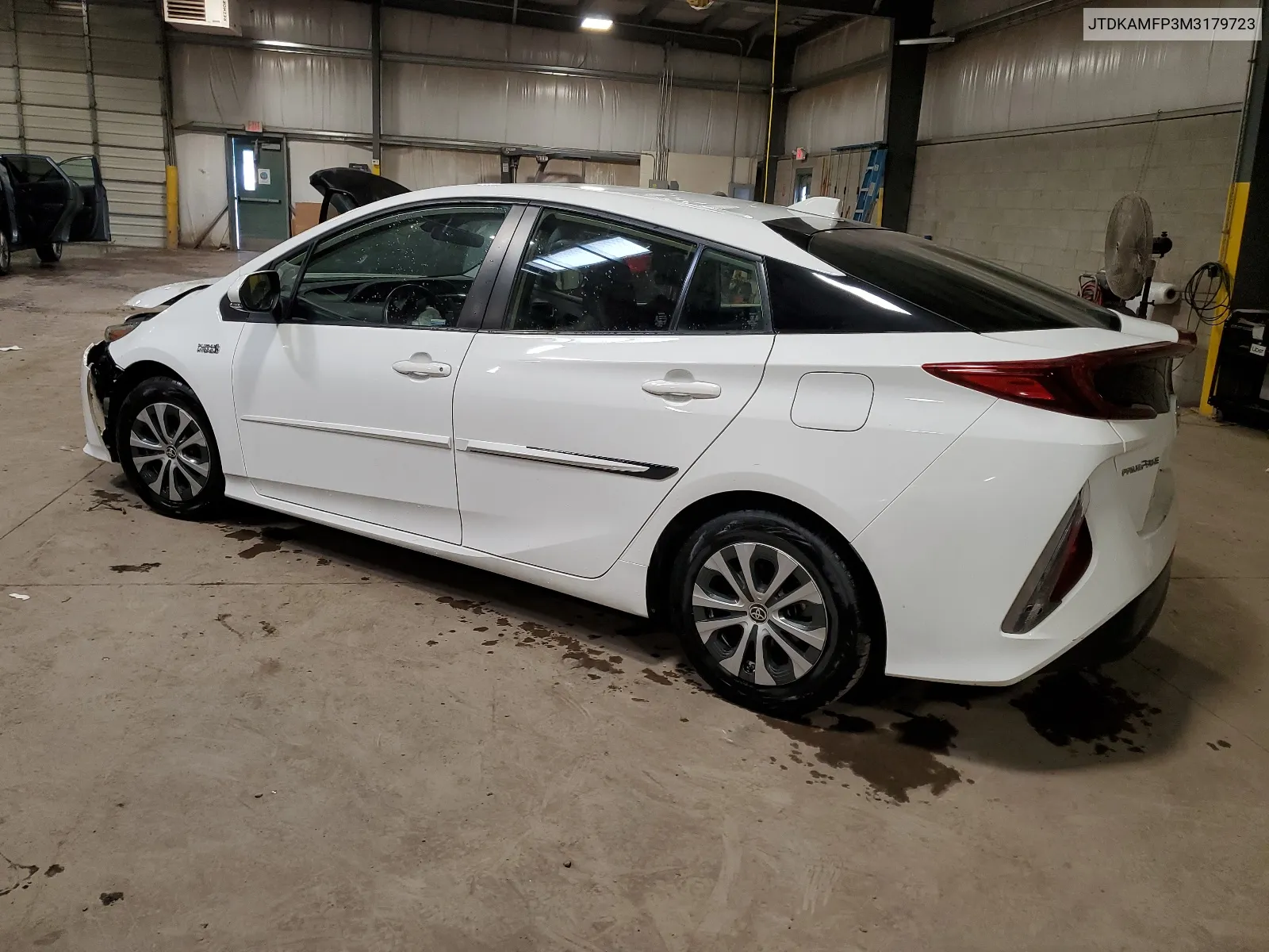 JTDKAMFP3M3179723 2021 Toyota Prius Prime Le