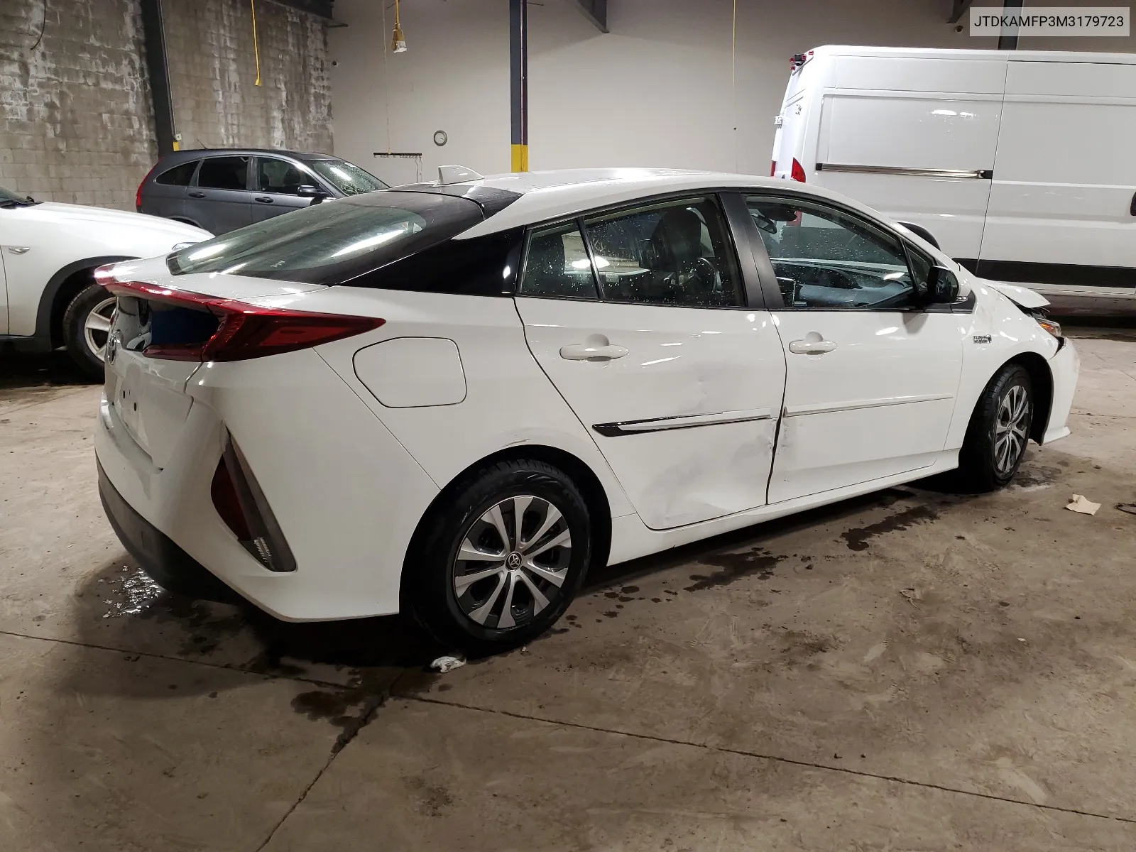 2021 Toyota Prius Prime Le VIN: JTDKAMFP3M3179723 Lot: 64658404