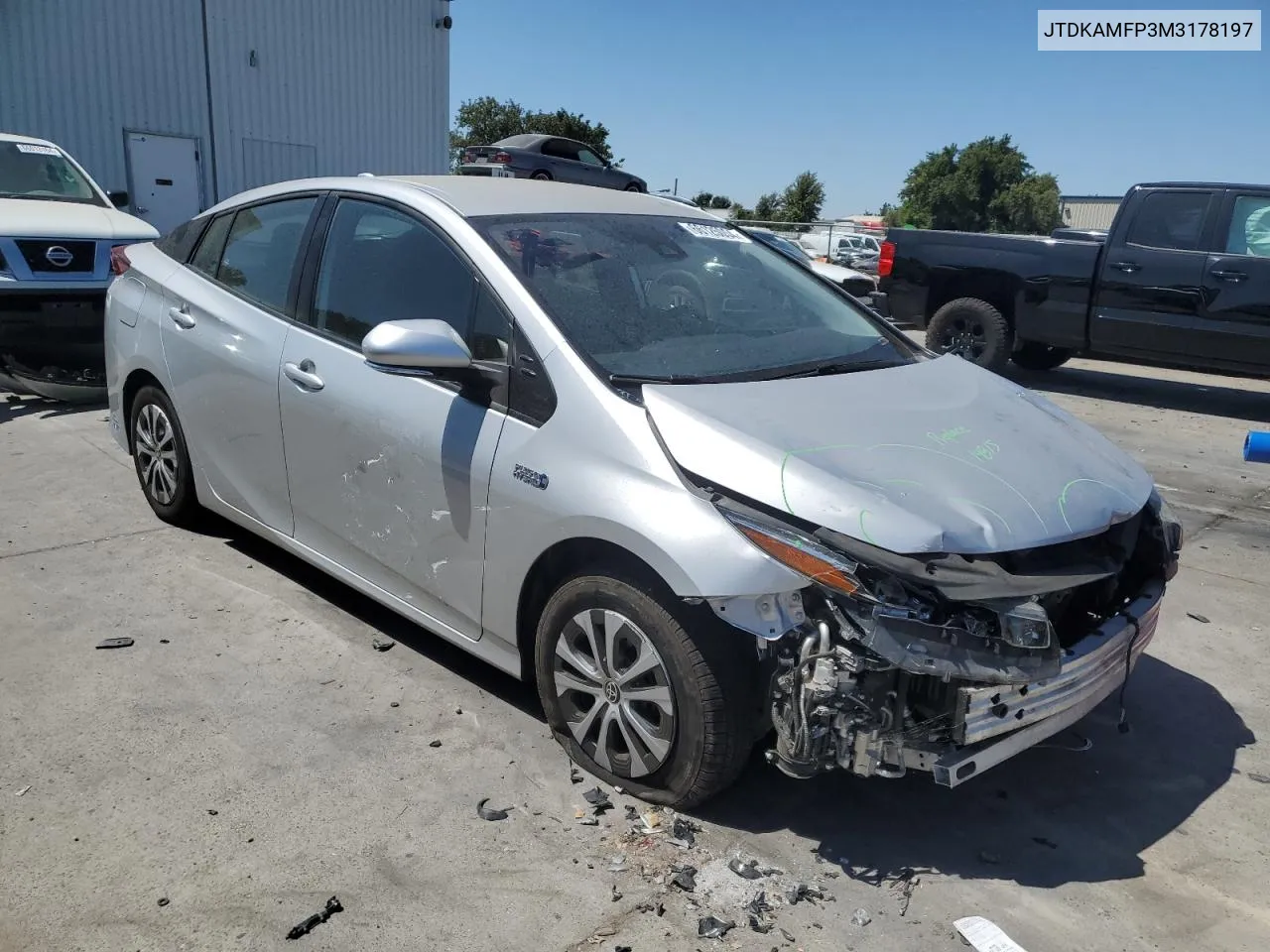 JTDKAMFP3M3178197 2021 Toyota Prius Prime Le