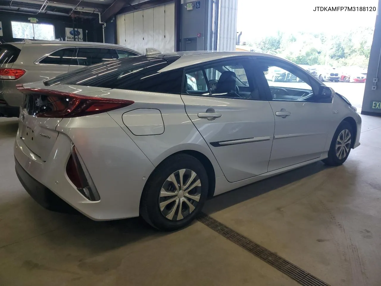 2021 Toyota Prius Prime Le VIN: JTDKAMFP7M3188120 Lot: 69364024