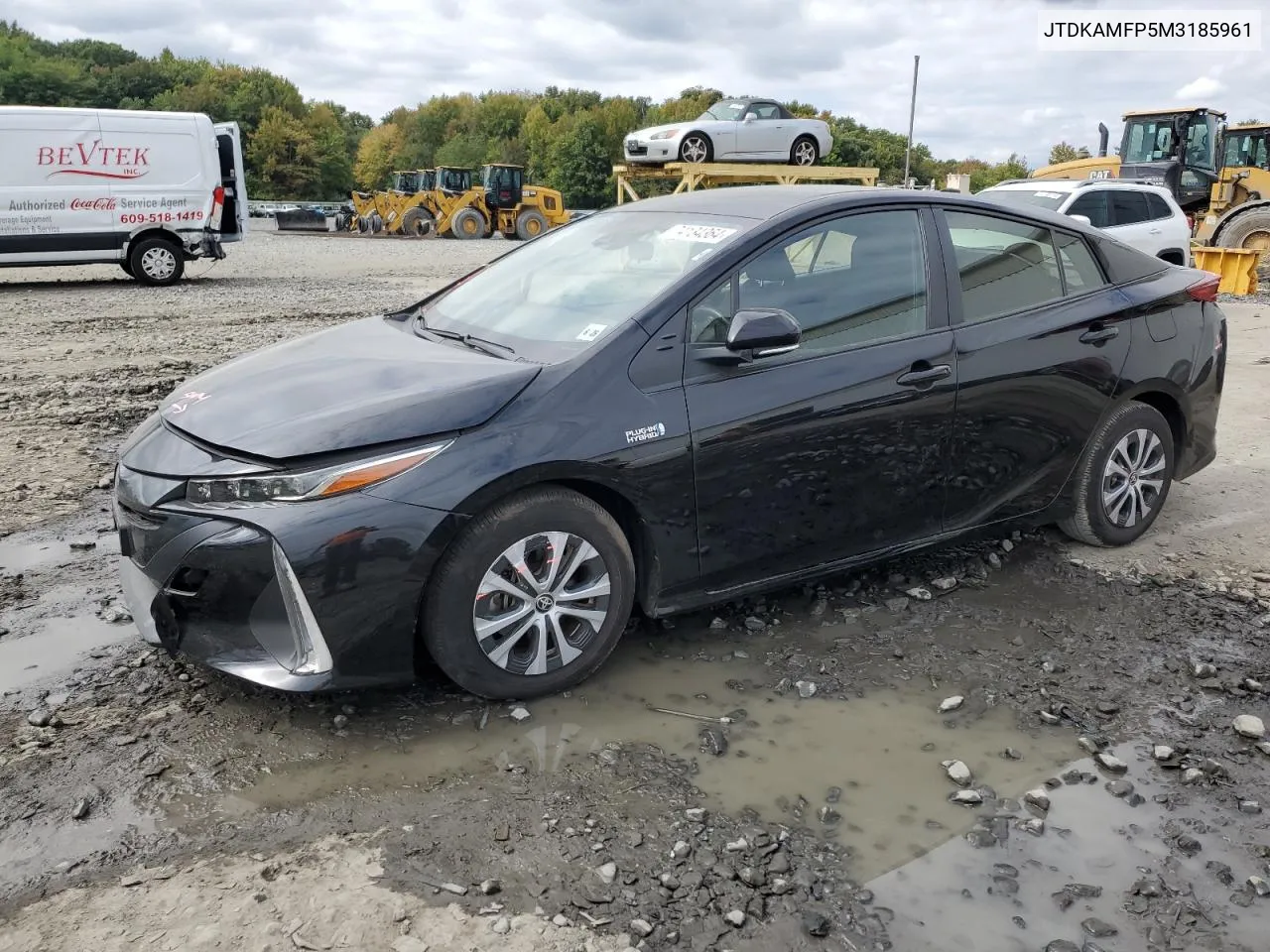 2021 Toyota Prius Prime Le VIN: JTDKAMFP5M3185961 Lot: 74134364