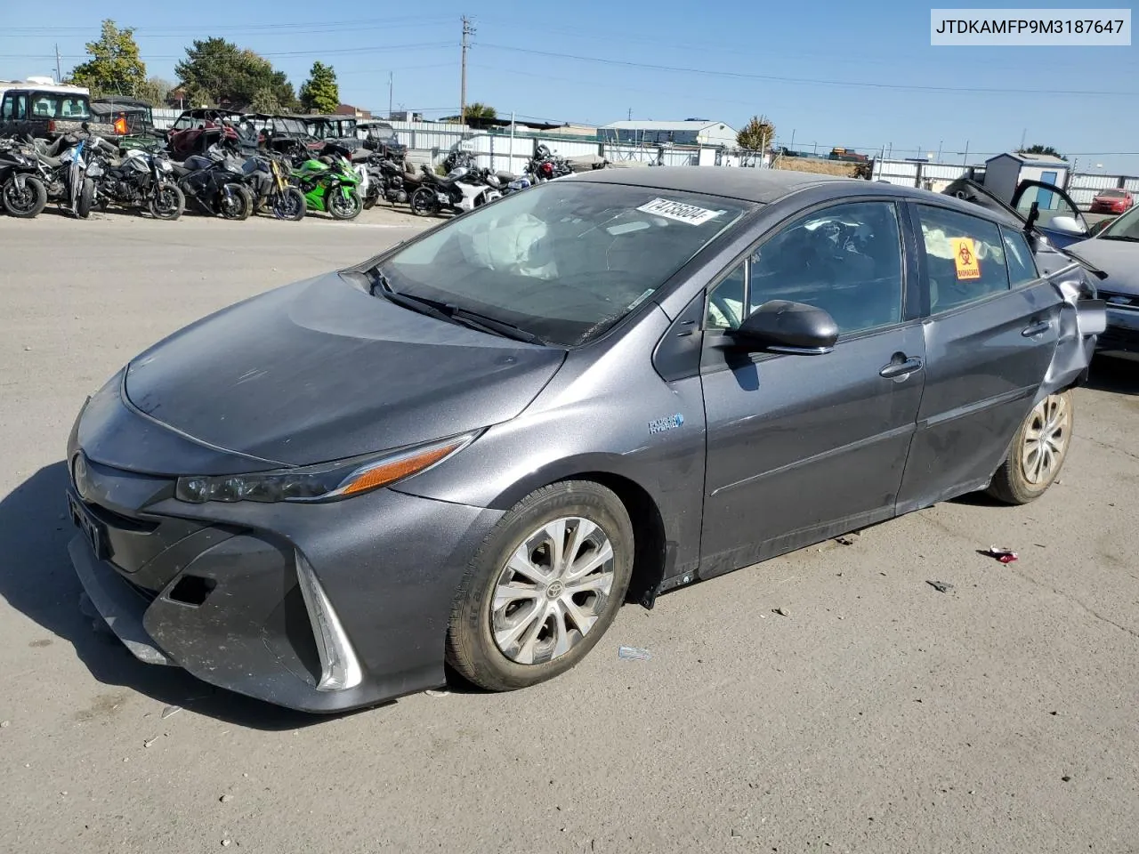 2021 Toyota Prius Prime Le VIN: JTDKAMFP9M3187647 Lot: 74735604