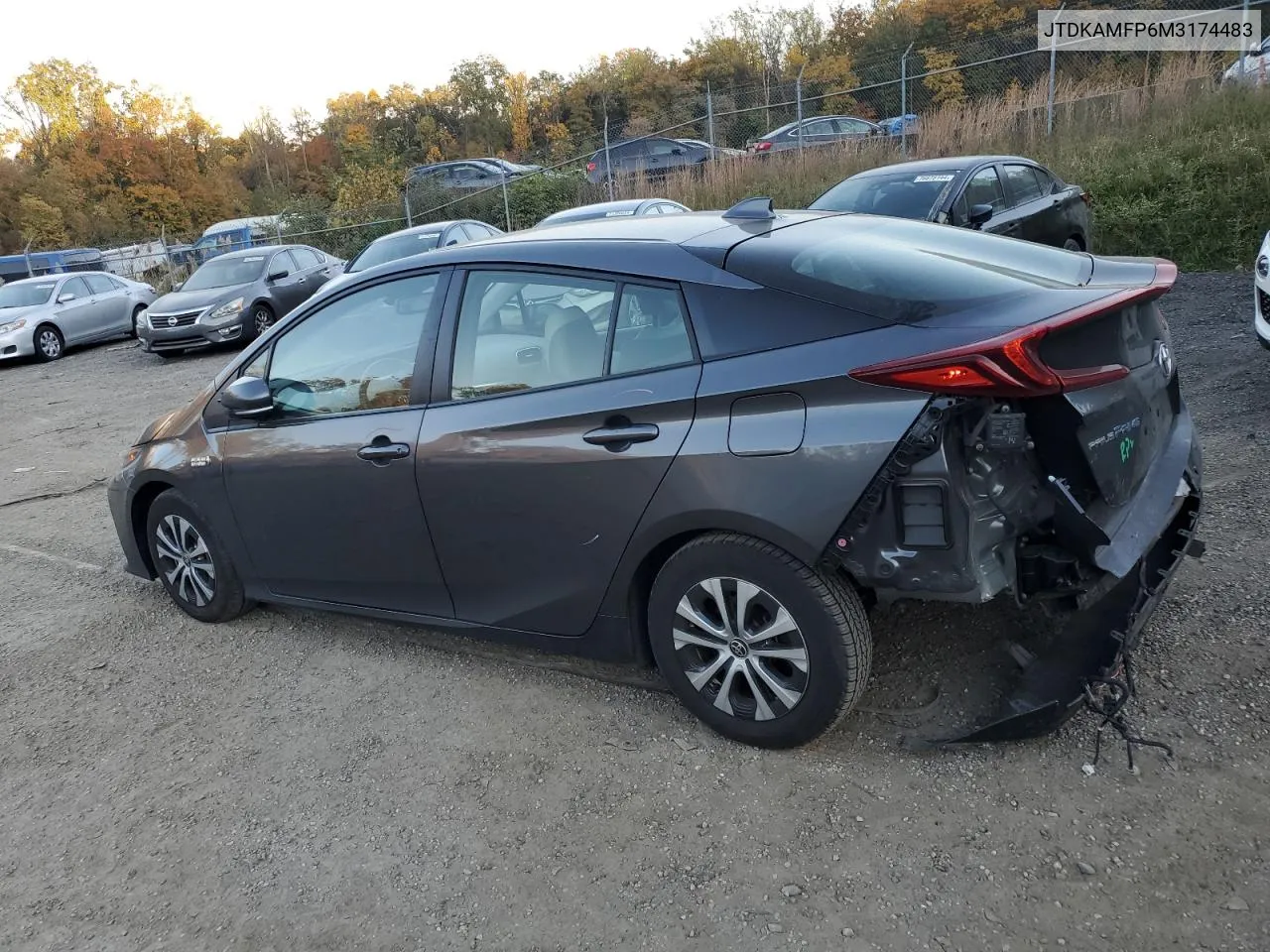 JTDKAMFP6M3174483 2021 Toyota Prius Prime Le