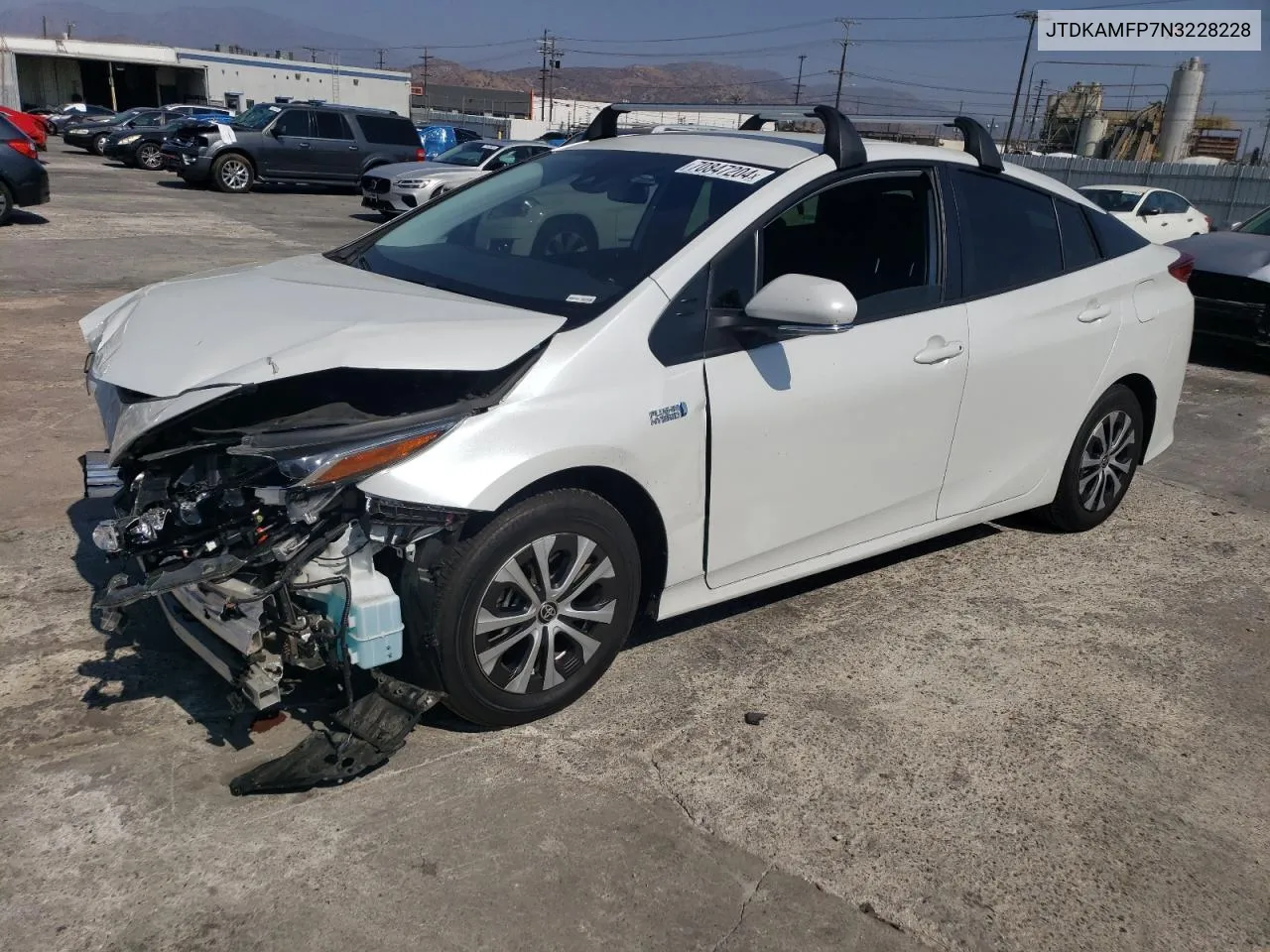 JTDKAMFP7N3228228 2022 Toyota Prius Prime Le