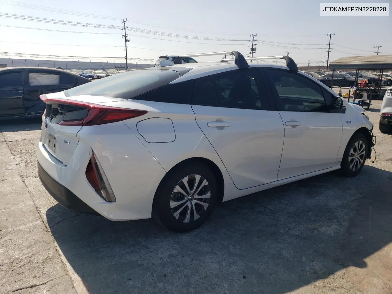 JTDKAMFP7N3228228 2022 Toyota Prius Prime Le