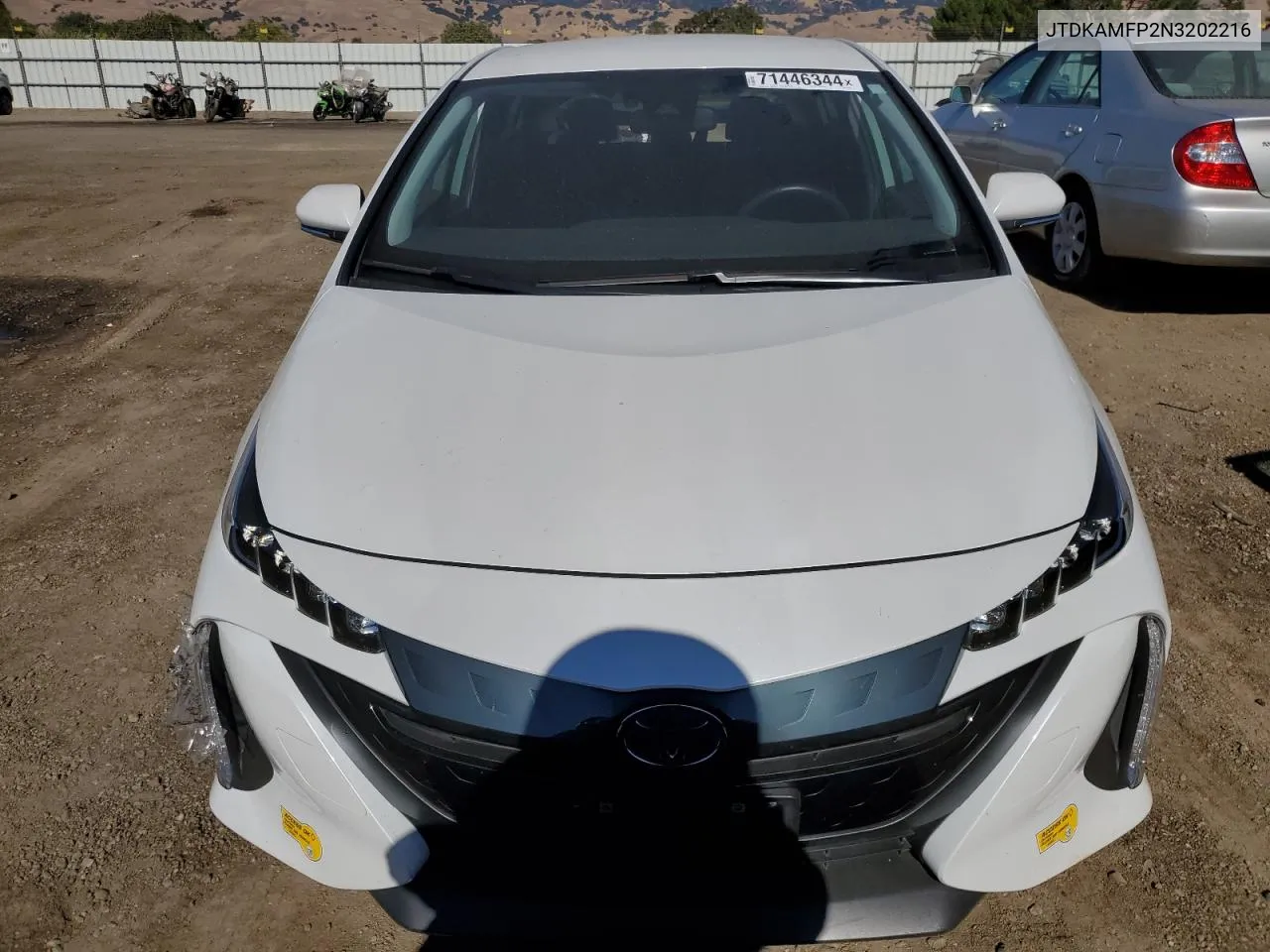 2022 Toyota Prius Prime Le VIN: JTDKAMFP2N3202216 Lot: 71446344