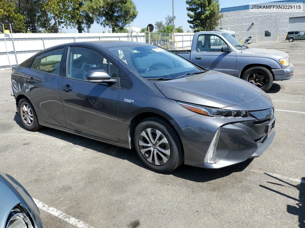 2022 Toyota Prius Prime Le VIN: JTDKAMFPXN3229115 Lot: 72661224