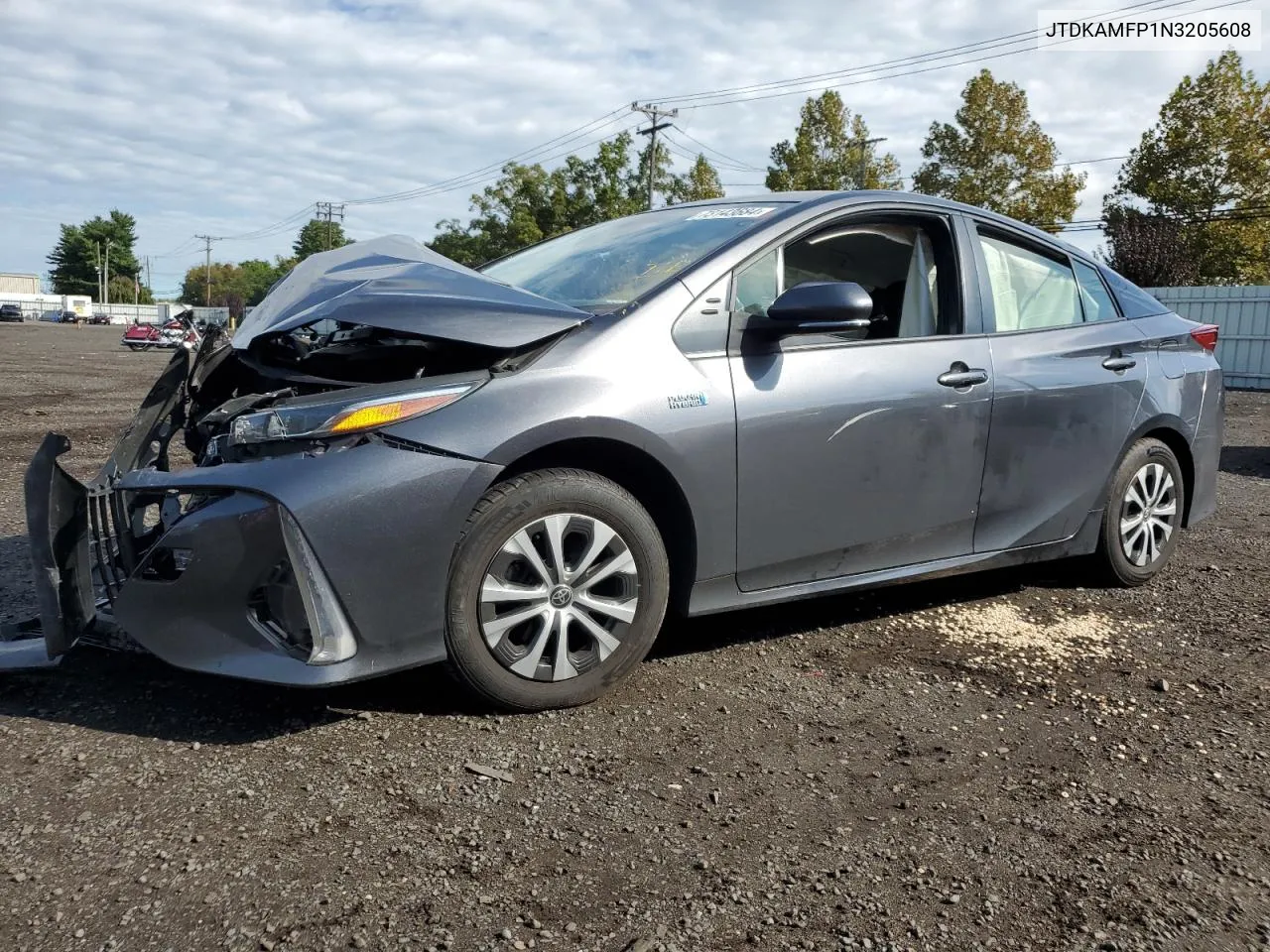 2022 Toyota Prius Prime Le VIN: JTDKAMFP1N3205608 Lot: 73143684