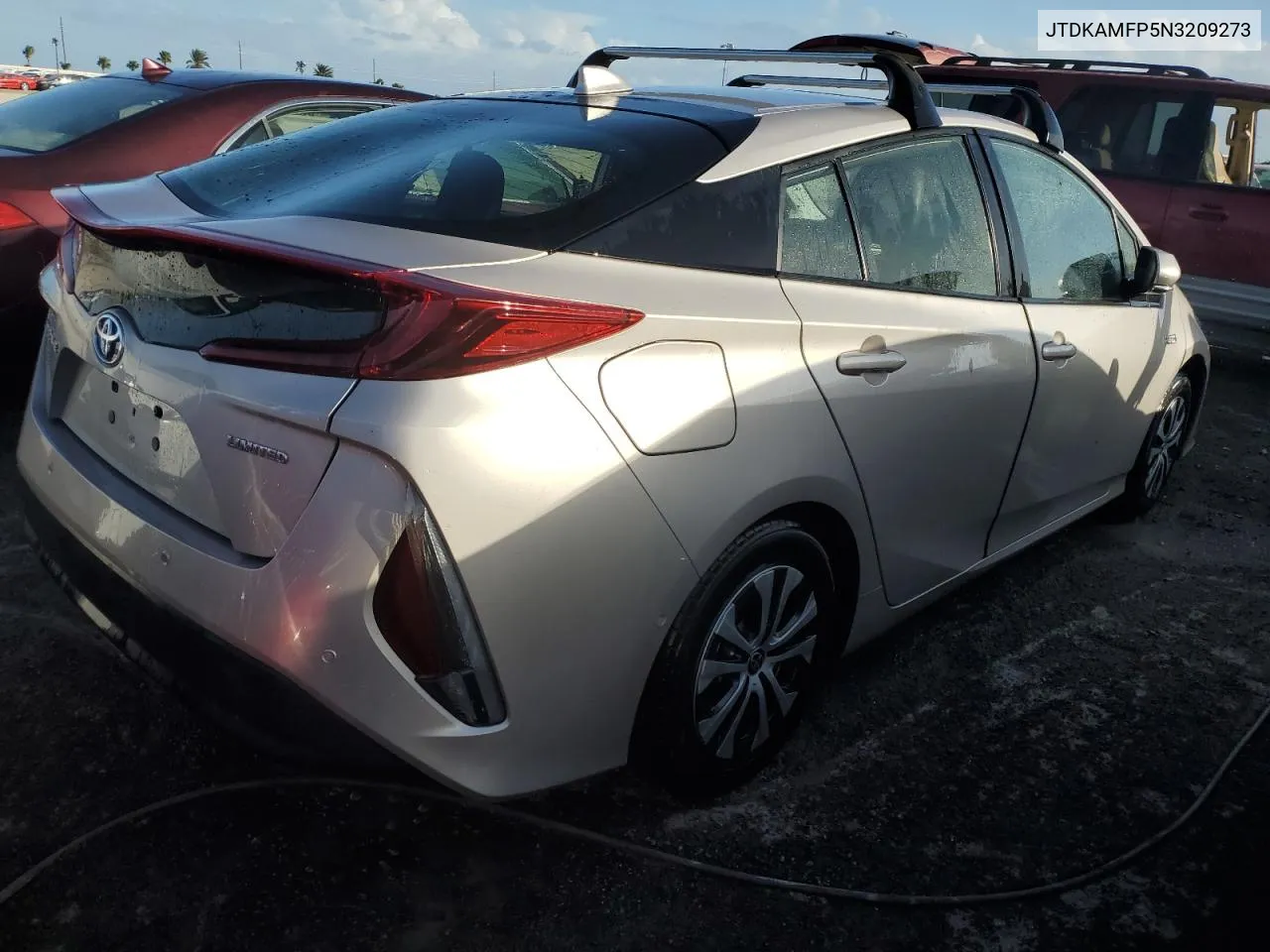 2022 Toyota Prius Prime Le VIN: JTDKAMFP5N3209273 Lot: 77129214