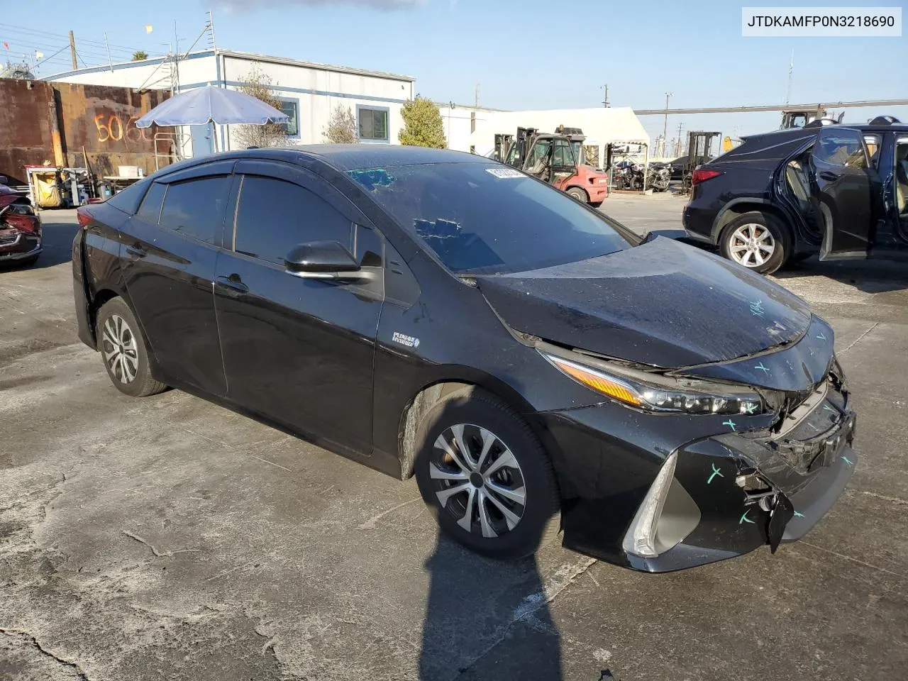 2022 Toyota Prius Prime Le VIN: JTDKAMFP0N3218690 Lot: 81522124