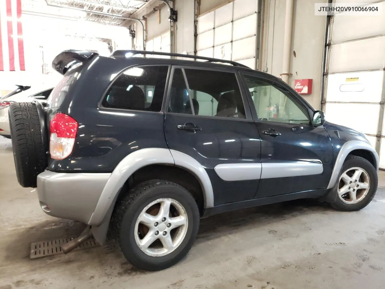 2001 Toyota Rav4 VIN: JTEHH20V910066904 Lot: 70818524