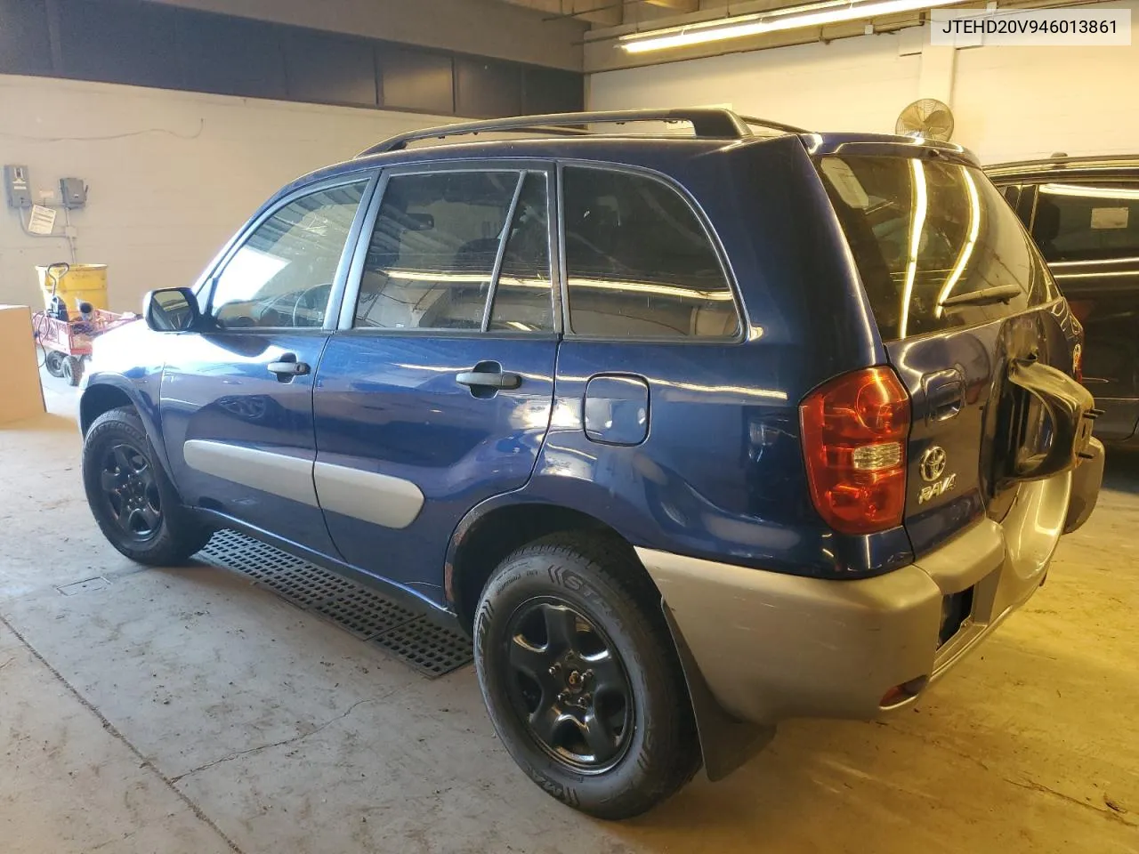 2004 Toyota Rav4 VIN: JTEHD20V946013861 Lot: 38991524