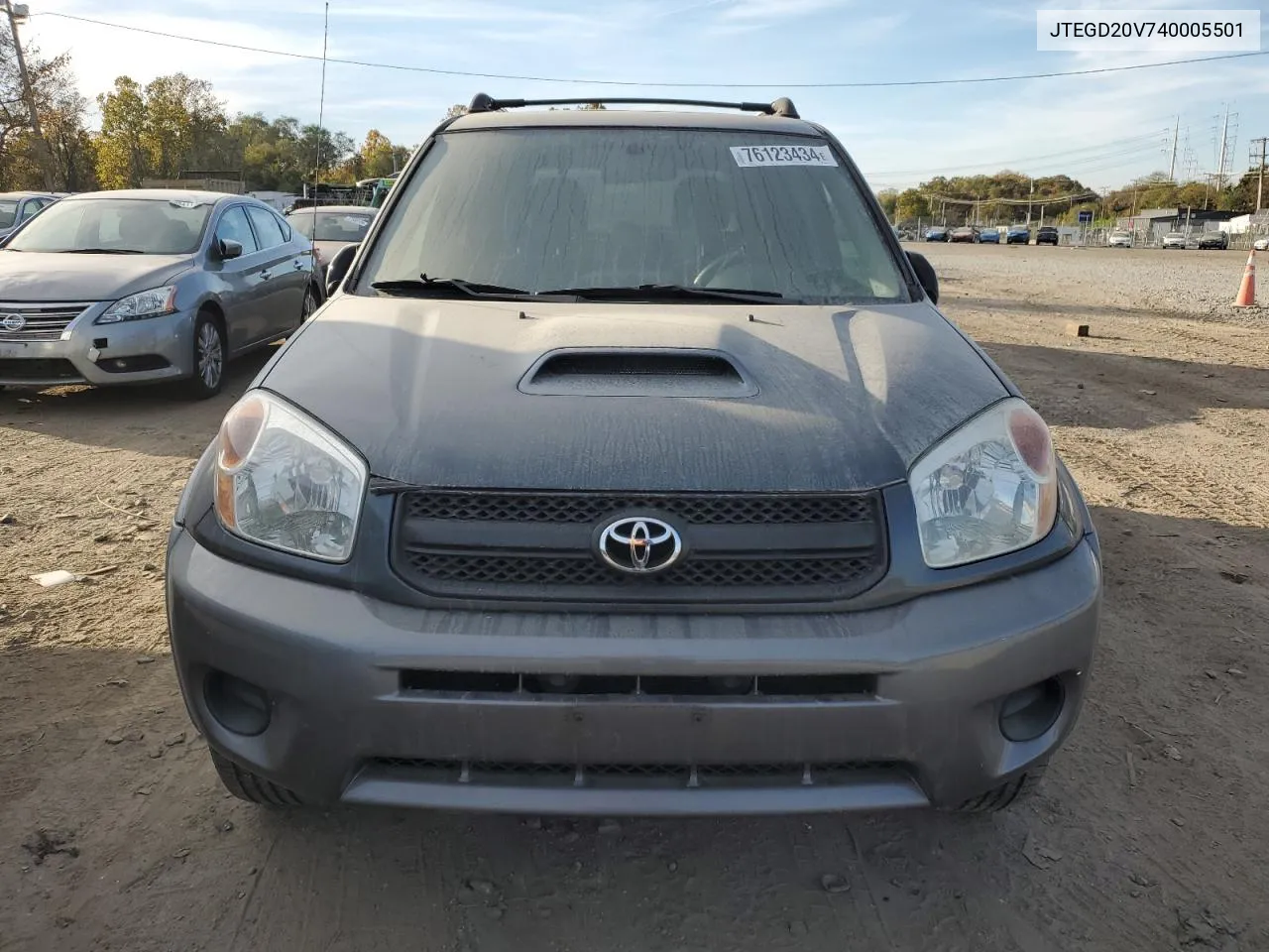 2004 Toyota Rav4 VIN: JTEGD20V740005501 Lot: 76123434