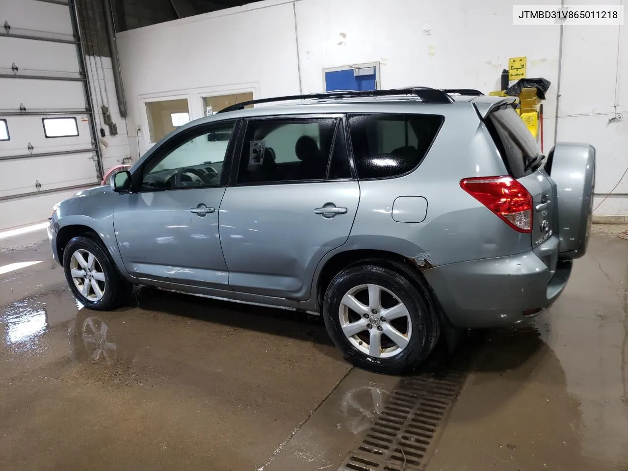 2006 Toyota Rav4 Limited VIN: JTMBD31V865011218 Lot: 75184564