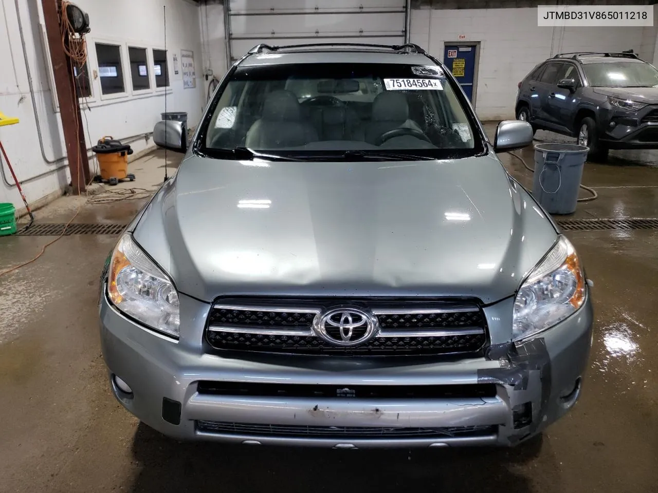 2006 Toyota Rav4 Limited VIN: JTMBD31V865011218 Lot: 75184564