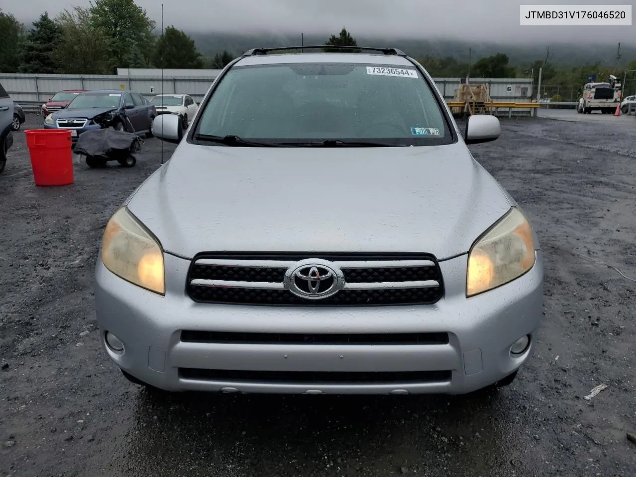 2007 Toyota Rav4 Limited VIN: JTMBD31V176046520 Lot: 73236544