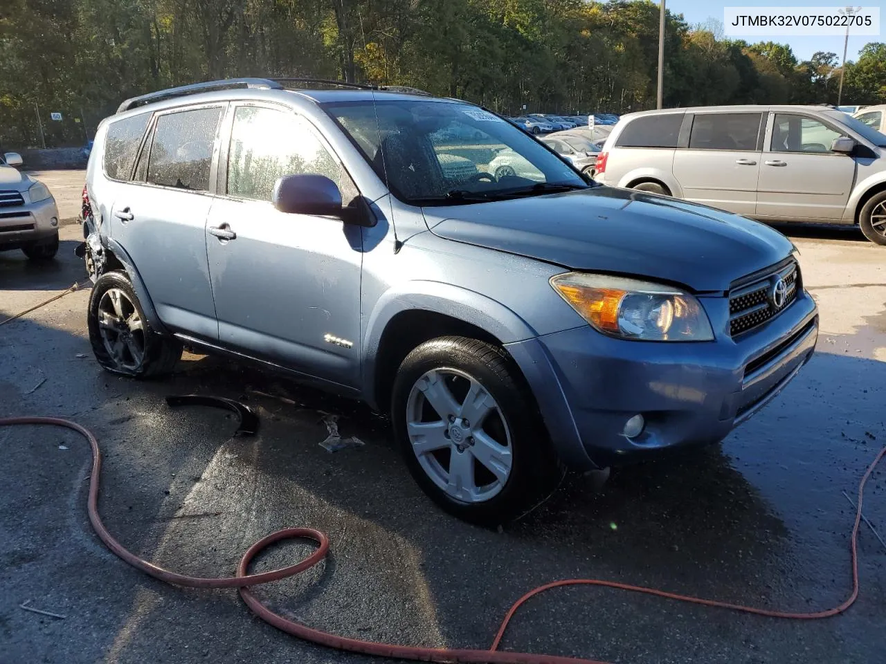 2007 Toyota Rav4 Sport VIN: JTMBK32V075022705 Lot: 75205644