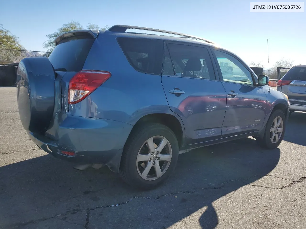 2007 Toyota Rav4 Limited VIN: JTMZK31V075005726 Lot: 77700204