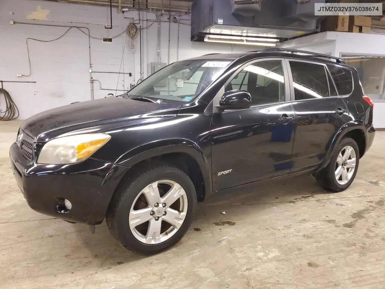 2007 Toyota Rav4 Sport VIN: JTMZD32V376038674 Lot: 80140324