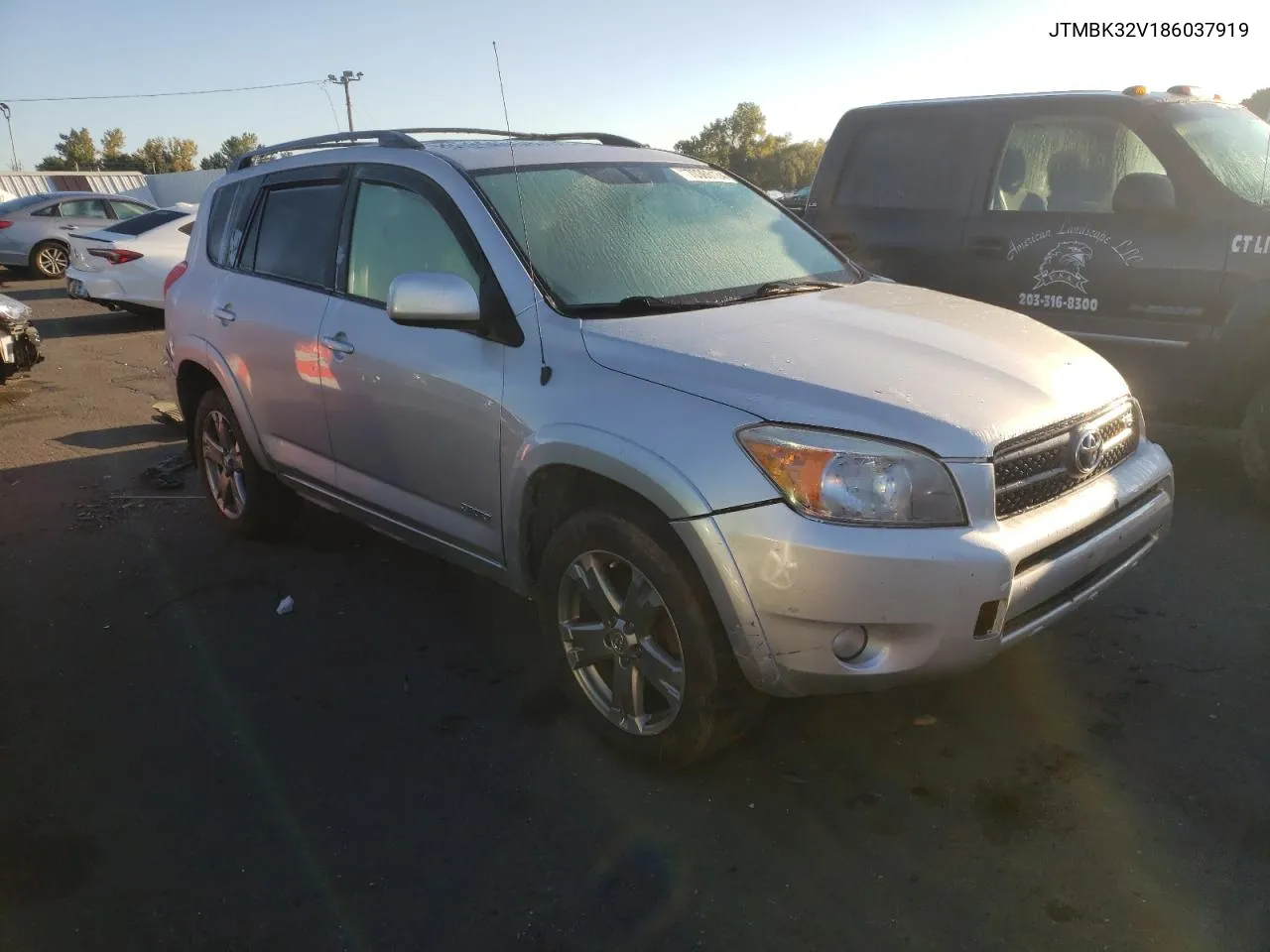 2008 Toyota Rav4 Sport VIN: JTMBK32V186037919 Lot: 70386134