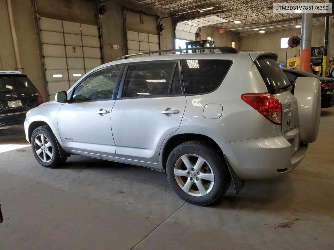 2008 Toyota Rav4 Limited VIN: JTMBD31V785176390 Lot: 76783494