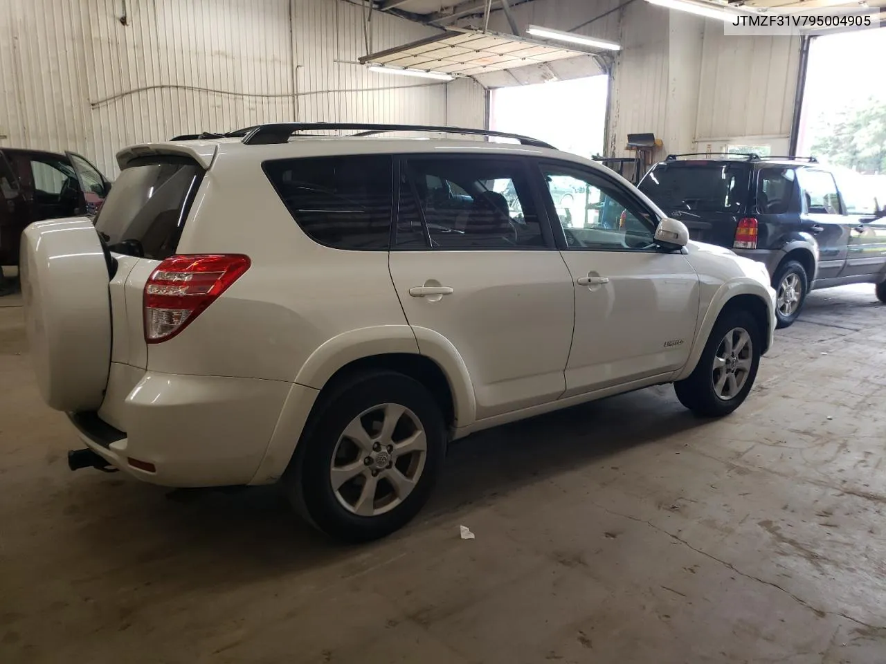 2009 Toyota Rav4 Limited VIN: JTMZF31V795004905 Lot: 65801434