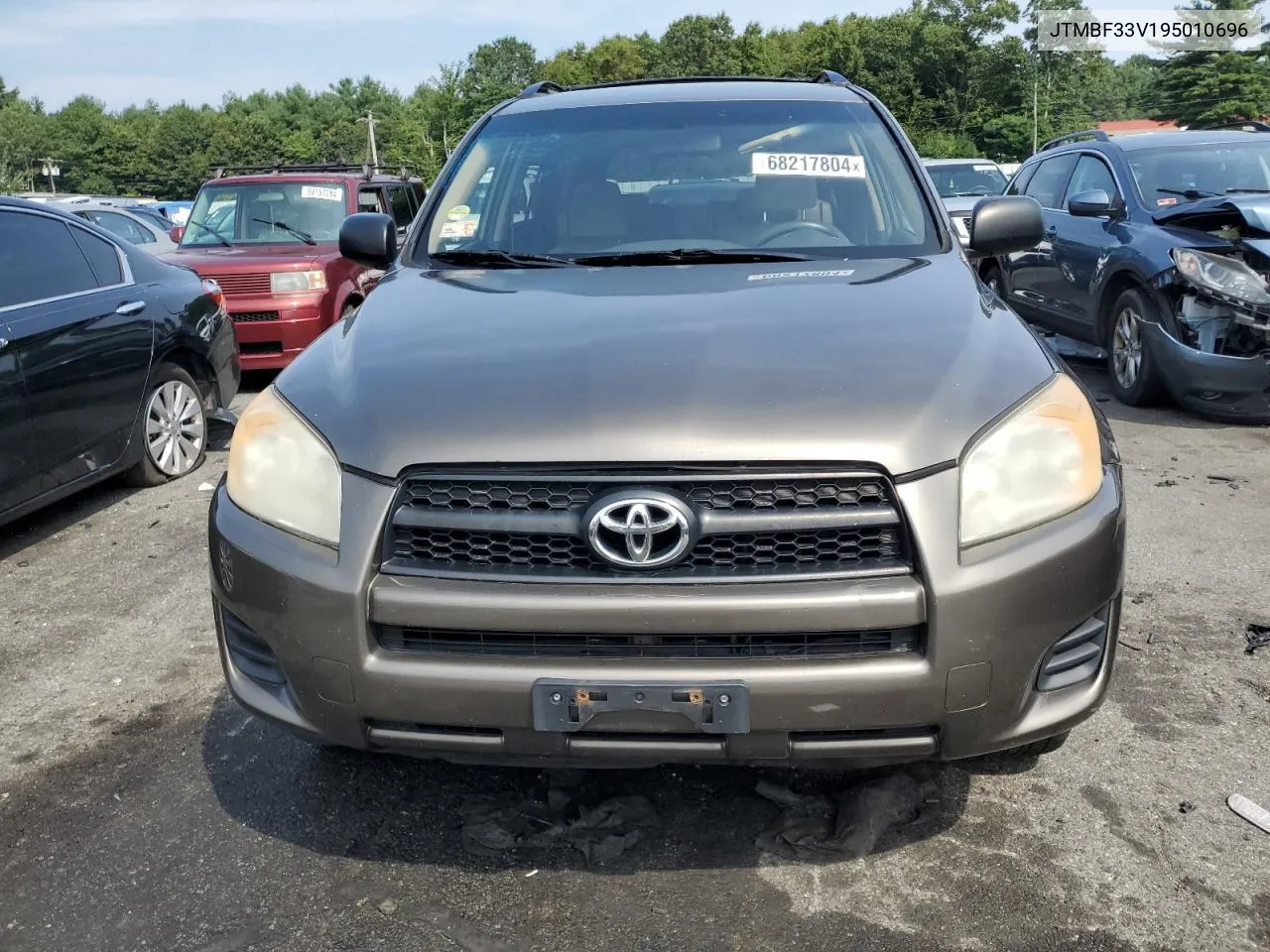 2009 Toyota Rav4 VIN: JTMBF33V195010696 Lot: 68217804