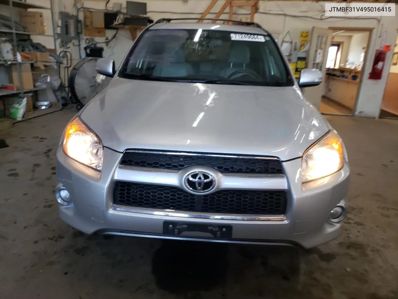 2009 Toyota Rav4 Limited VIN: JTMBF31V495016415 Lot: 71249684