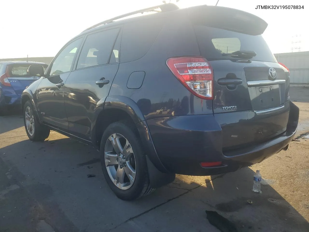 2009 Toyota Rav4 Sport VIN: JTMBK32V195078834 Lot: 71852834