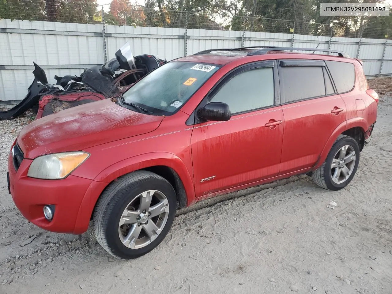 2009 Toyota Rav4 Sport VIN: JTMBK32V295081693 Lot: 77062954