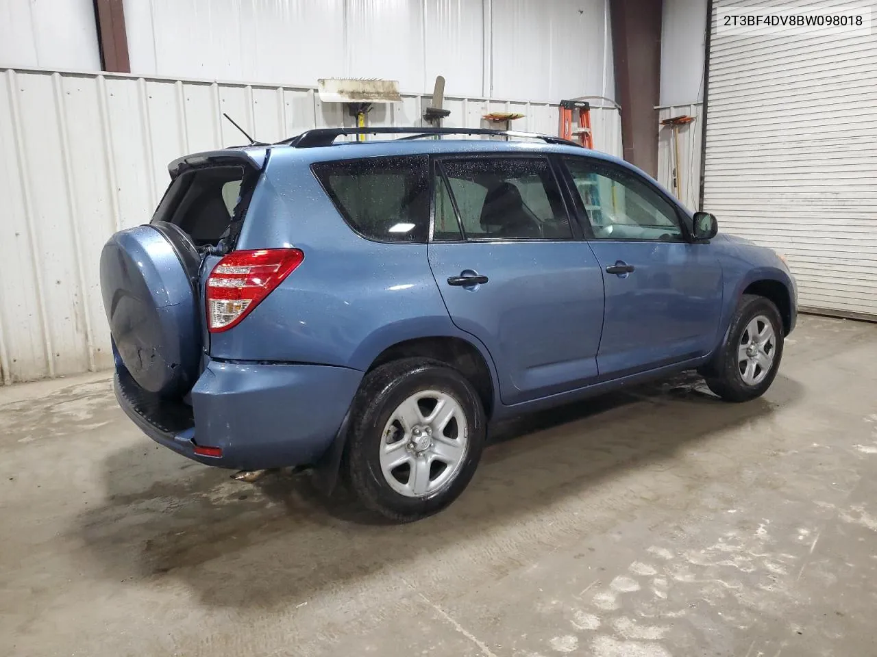 2T3BF4DV8BW098018 2011 Toyota Rav4