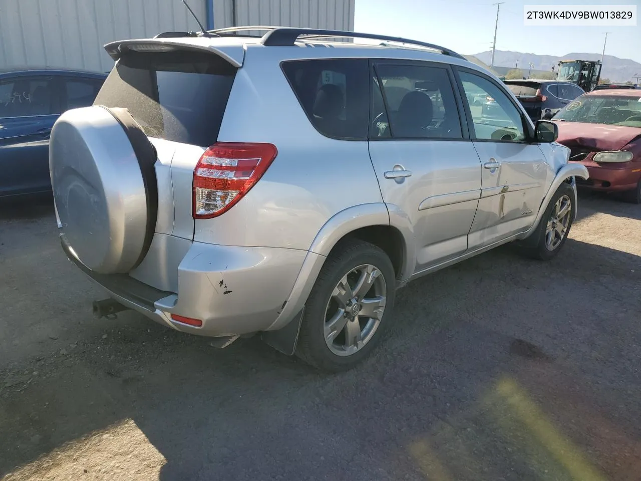 2T3WK4DV9BW013829 2011 Toyota Rav4 Sport