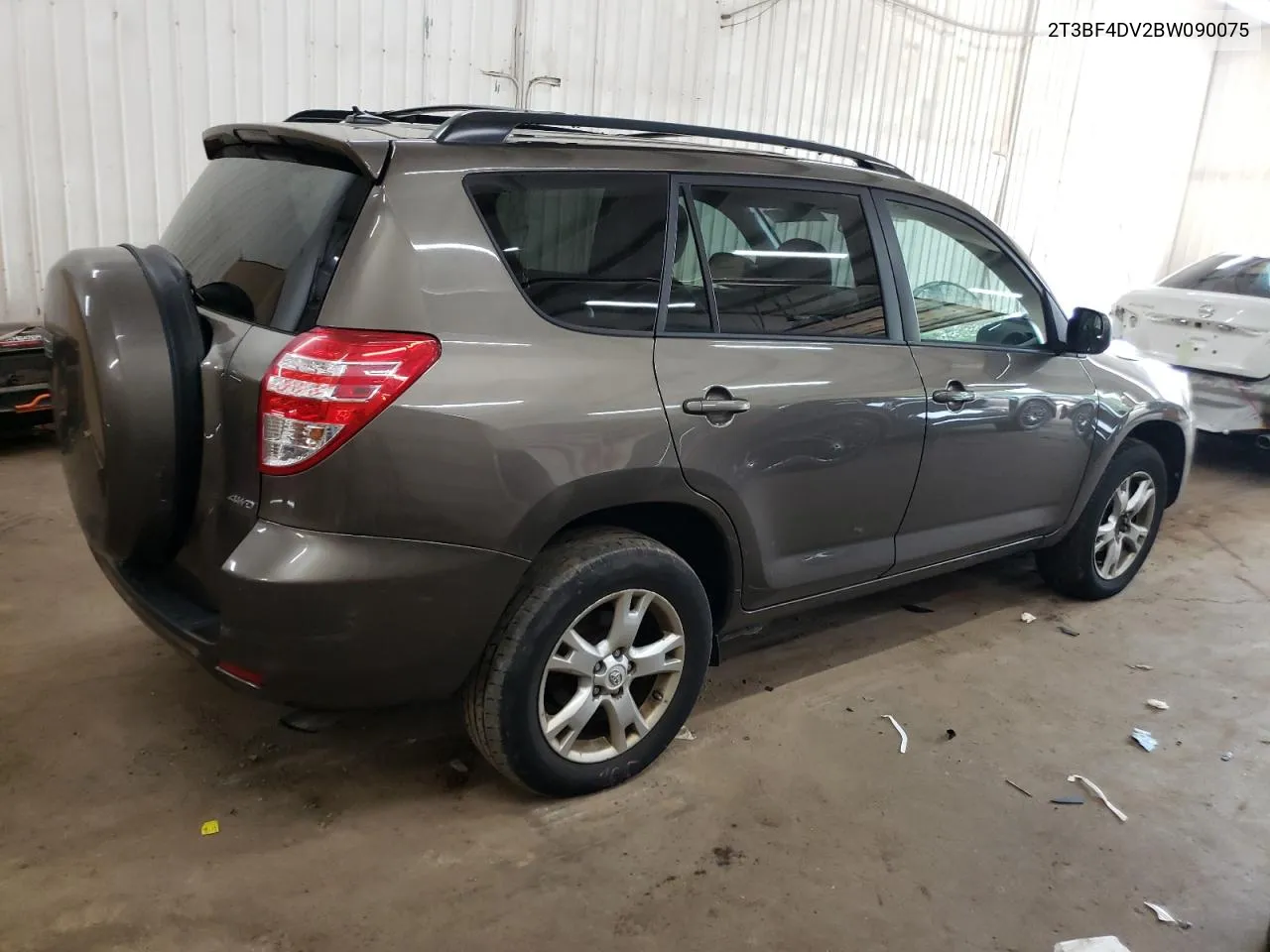 2T3BF4DV2BW090075 2011 Toyota Rav4