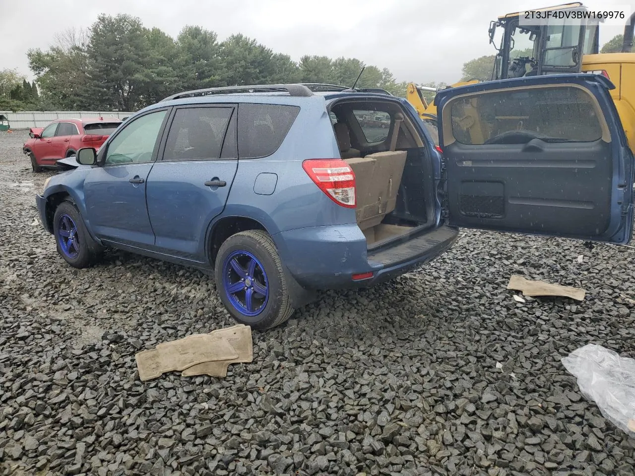 2T3JF4DV3BW169976 2011 Toyota Rav4