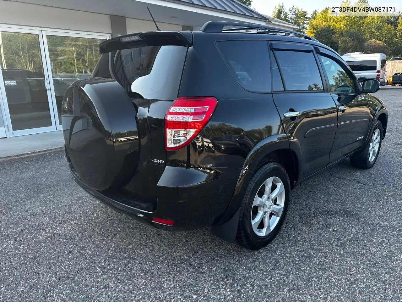 2T3DF4DV4BW087171 2011 Toyota Rav4 Limited