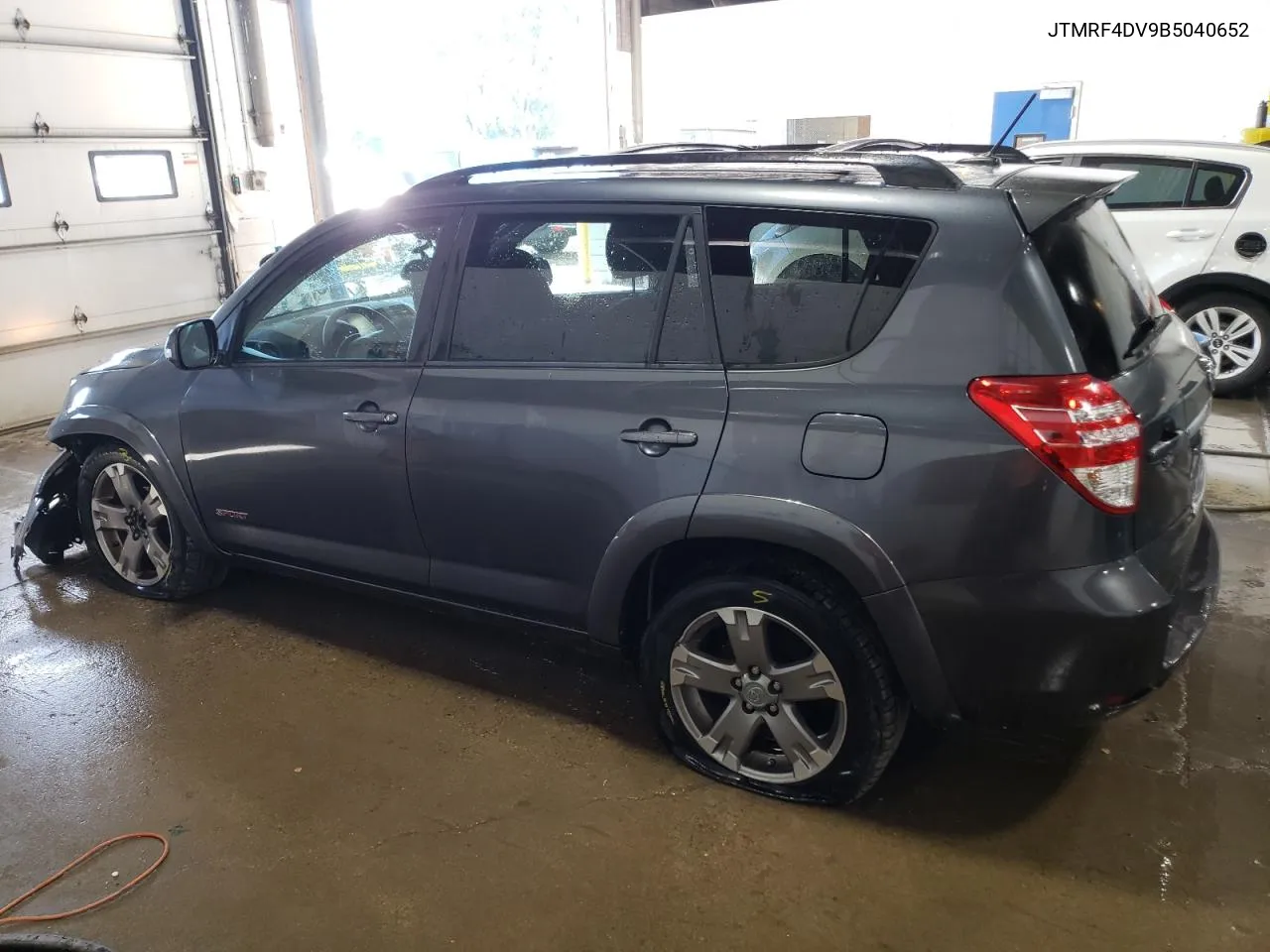 2011 Toyota Rav4 Sport VIN: JTMRF4DV9B5040652 Lot: 73241574