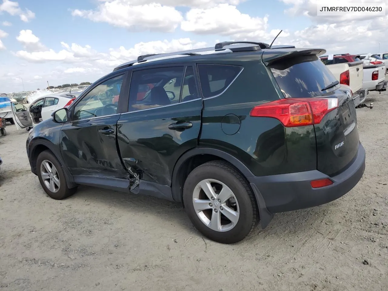 JTMRFREV7DD046230 2013 Toyota Rav4 Xle