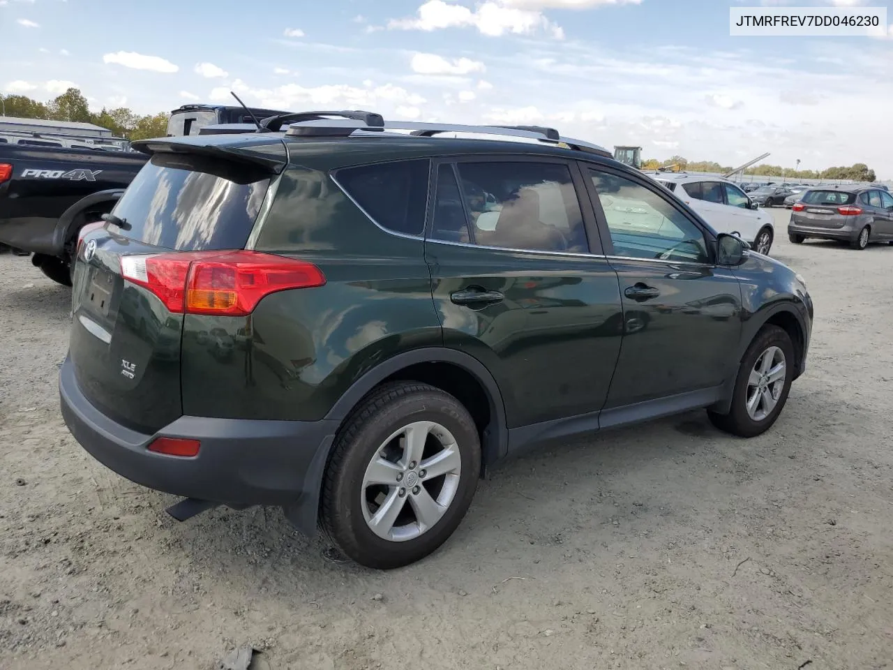 JTMRFREV7DD046230 2013 Toyota Rav4 Xle